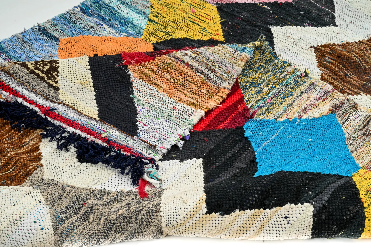 Tapis berbère marocain Boucherouite 140 x 270 cm