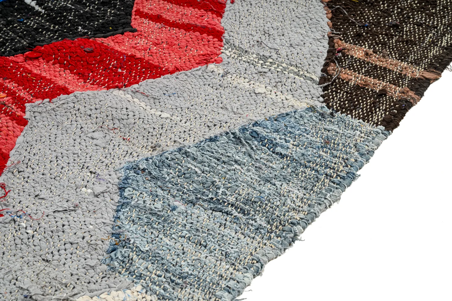 Tapis berbère marocain Boucherouite 135 x 225 cm