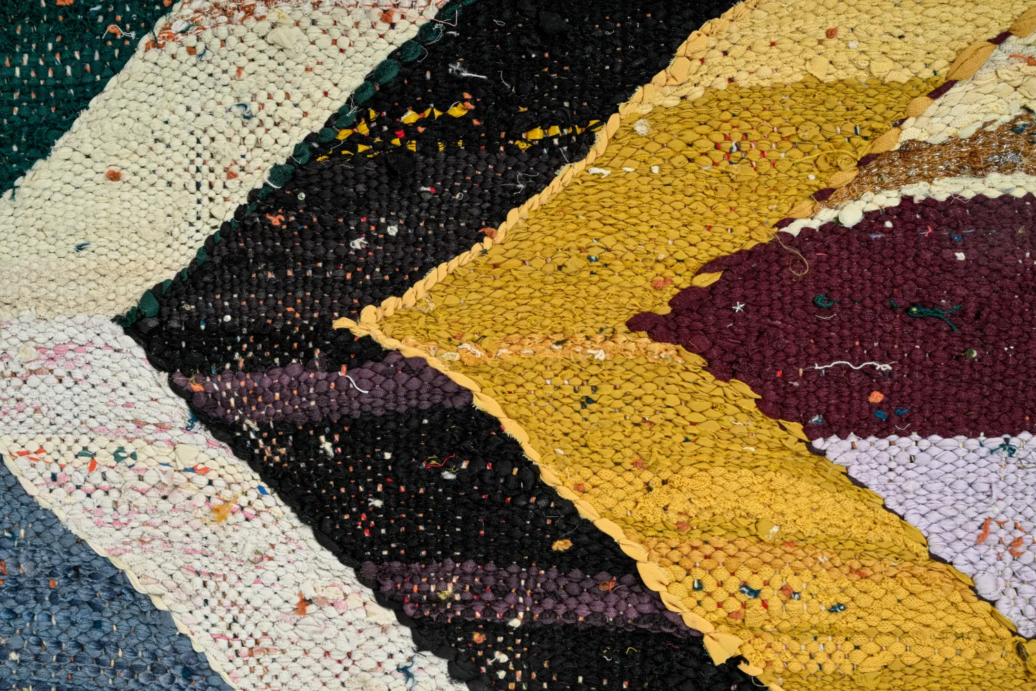 Tapis berbère marocain Boucherouite 135 x 260 cm