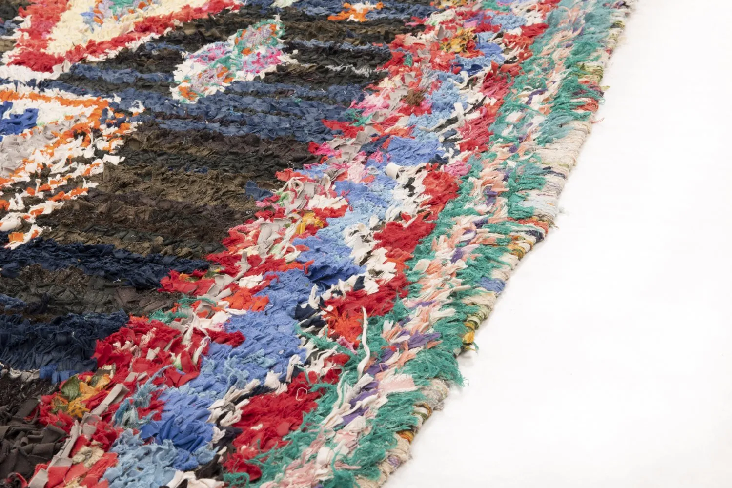 Tapis Marocain Berbère Boucherouite 235 x 120 cm