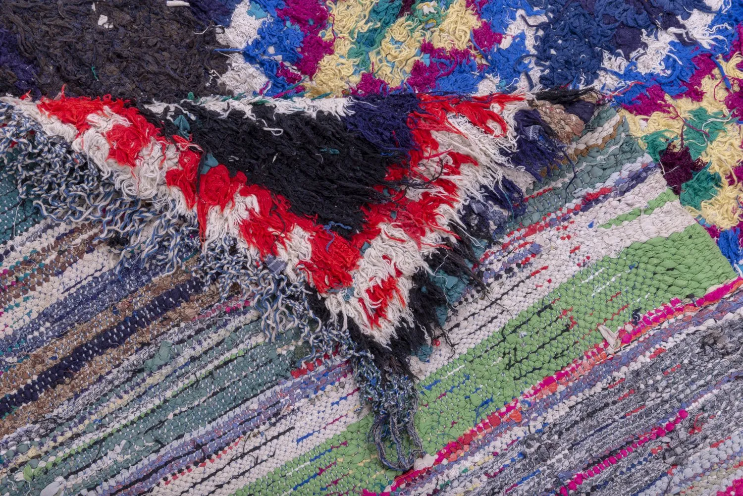 Tapis berbère marocain Boucherouite 265 x 140 cm