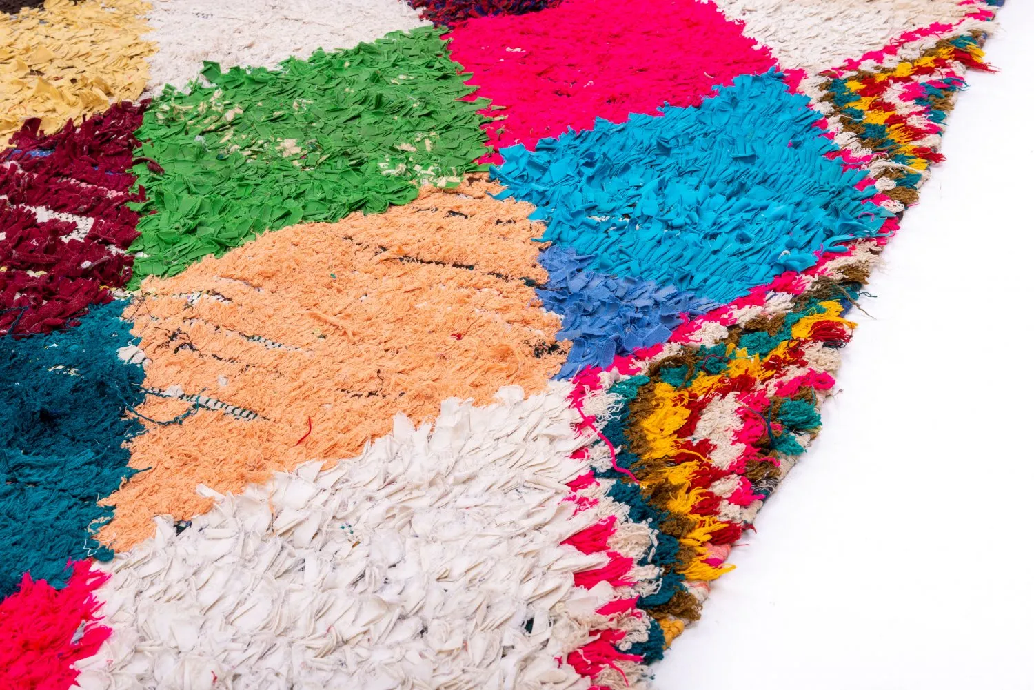 Tapis Marocain Berbère Boucherouite 230 x 145 cm