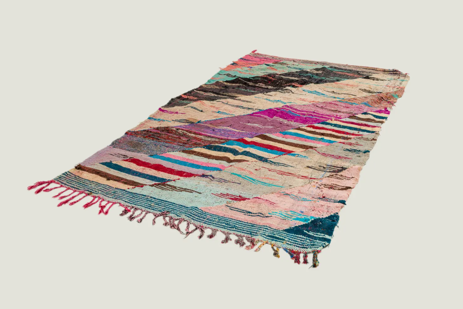 Tapis berbère marocain Boucherouite 135 x 245 cm