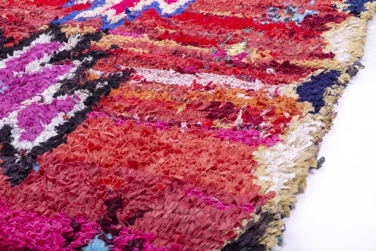 Tapis Marocain Berbère Boucherouite 230 x 140 cm