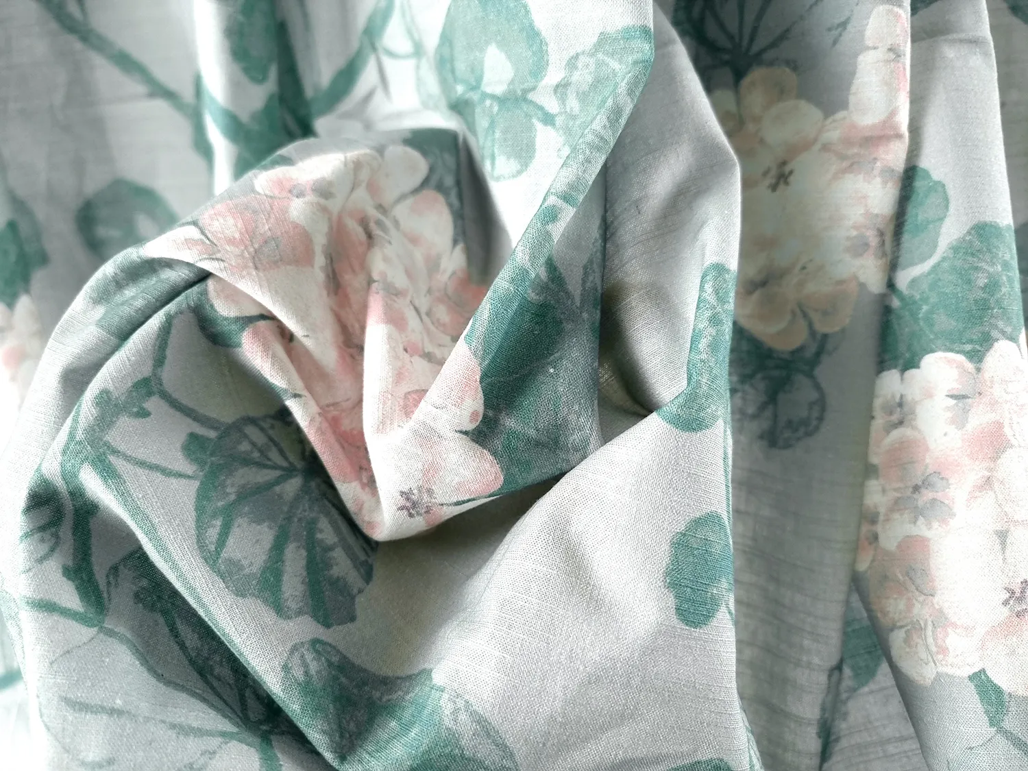 Rideaux - Rideau en coton Amara (gris/rose)