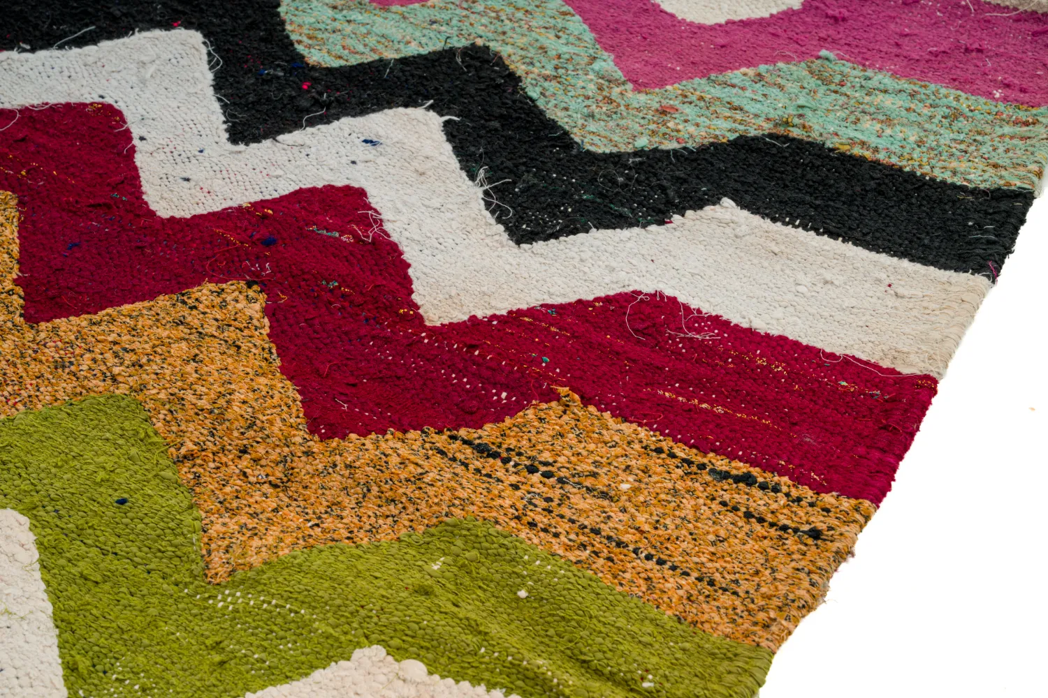 Tapis berbère marocain Boucherouite 120 x 235 cm