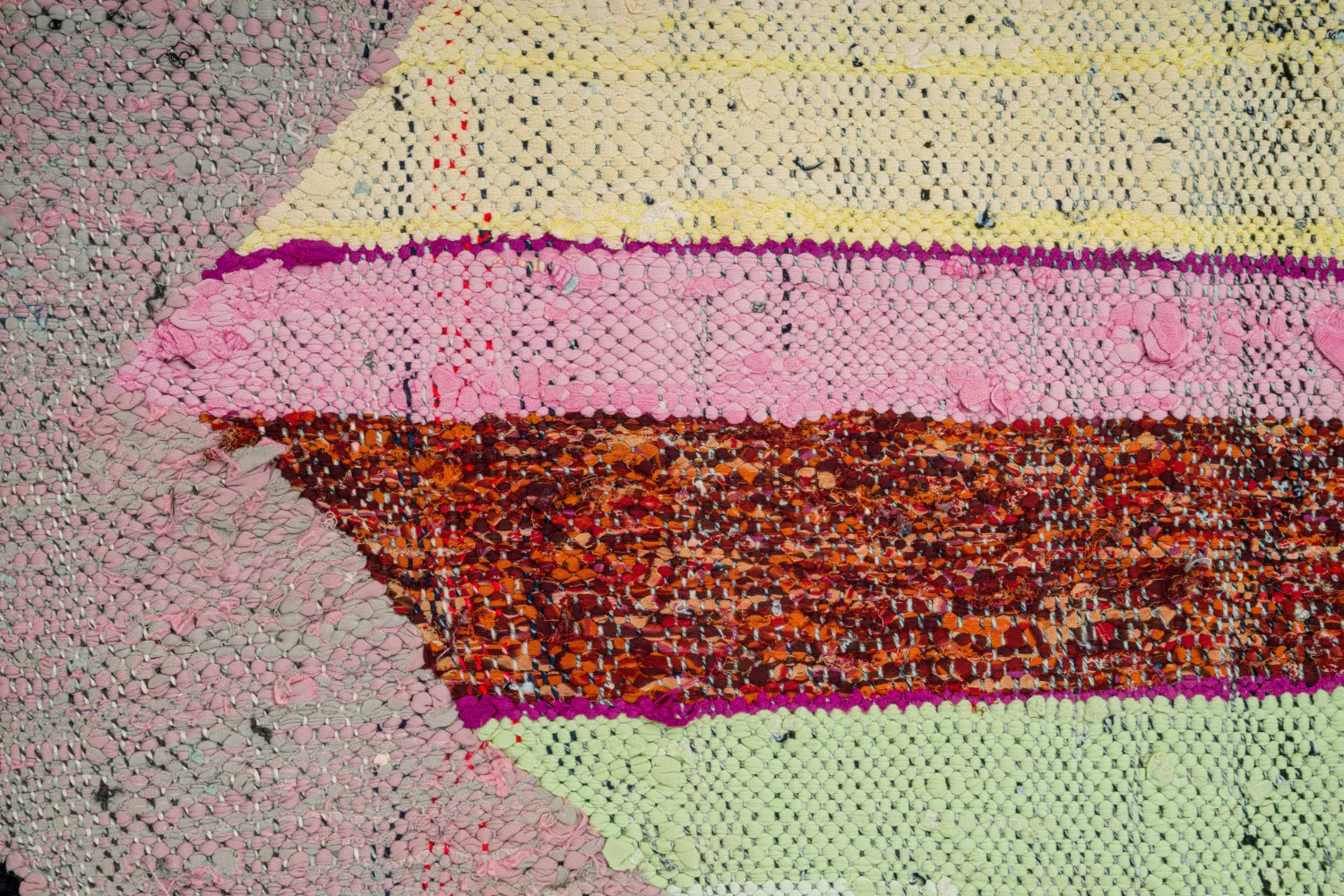 Tapis berbère marocain Boucherouite 130 x 230 cm