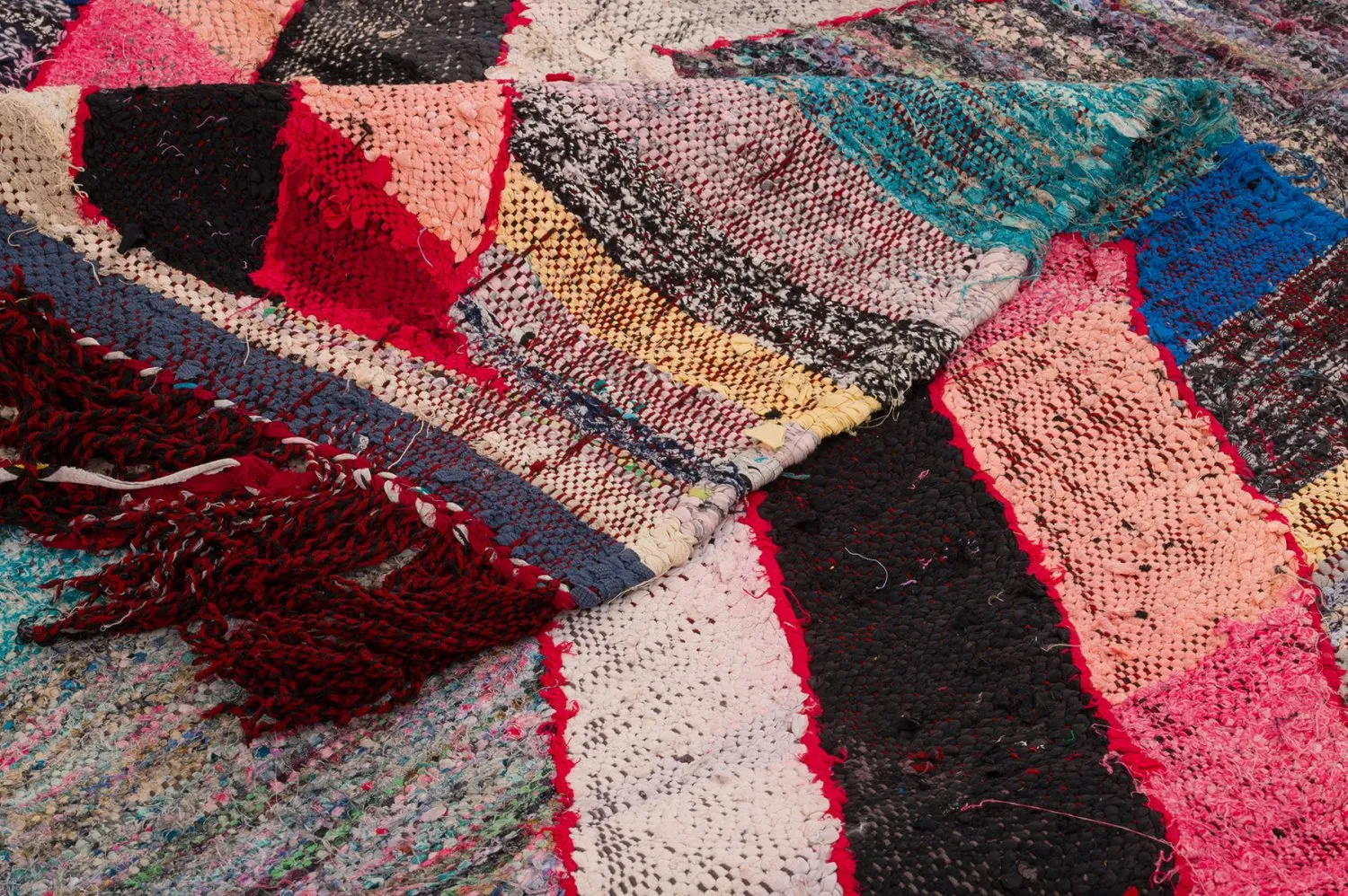 Tapis berbère marocain Boucherouite 150 x 260 cm