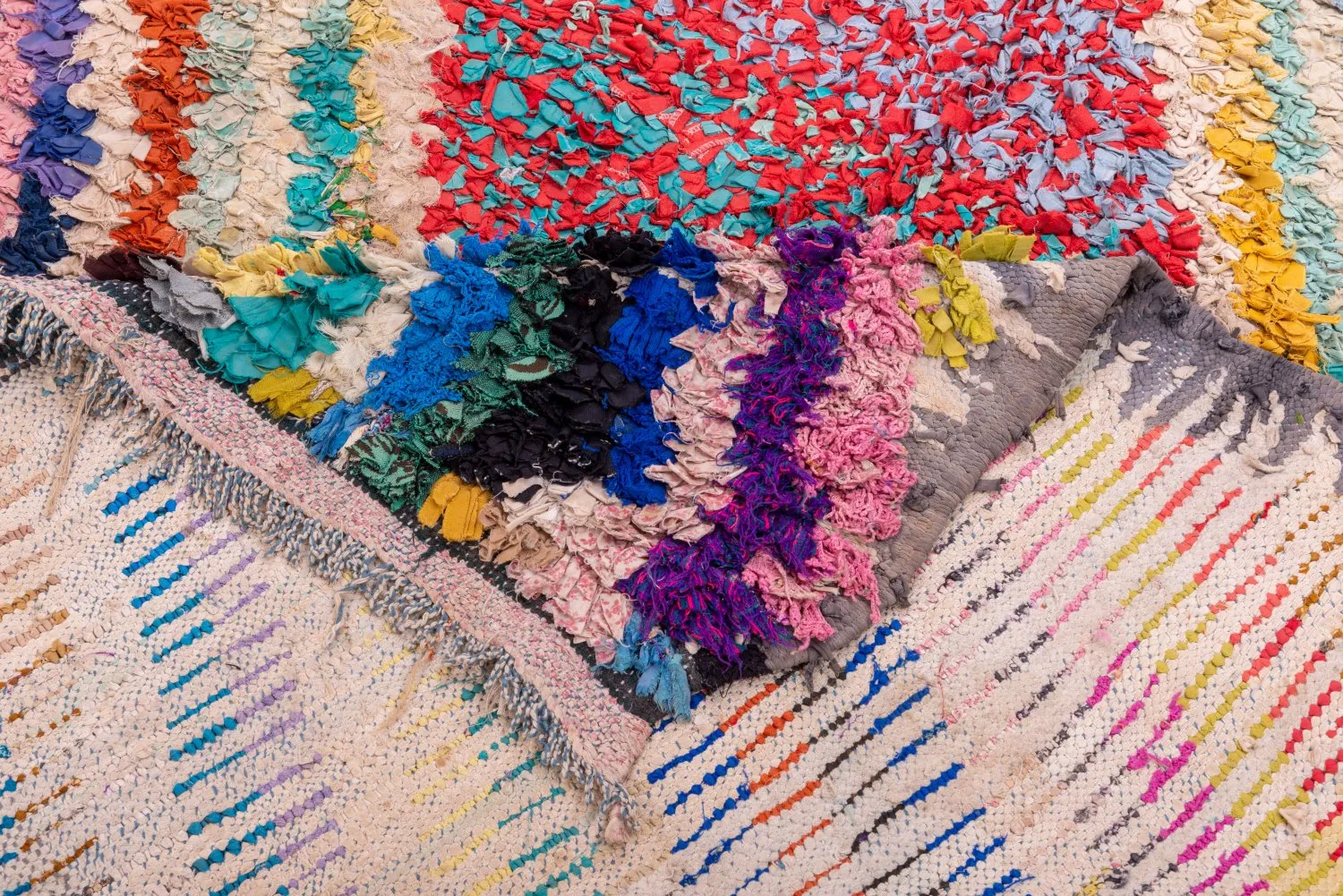 Tapis Marocain Berbère Boucherouite 255 x 150 cm