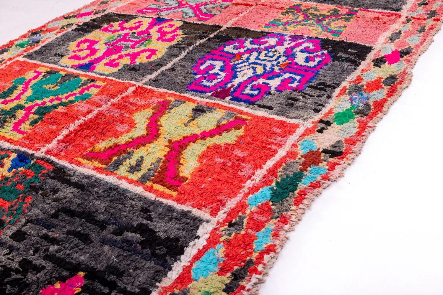 Tapis Marocain Berbère Boucherouite 245 x 120 cm