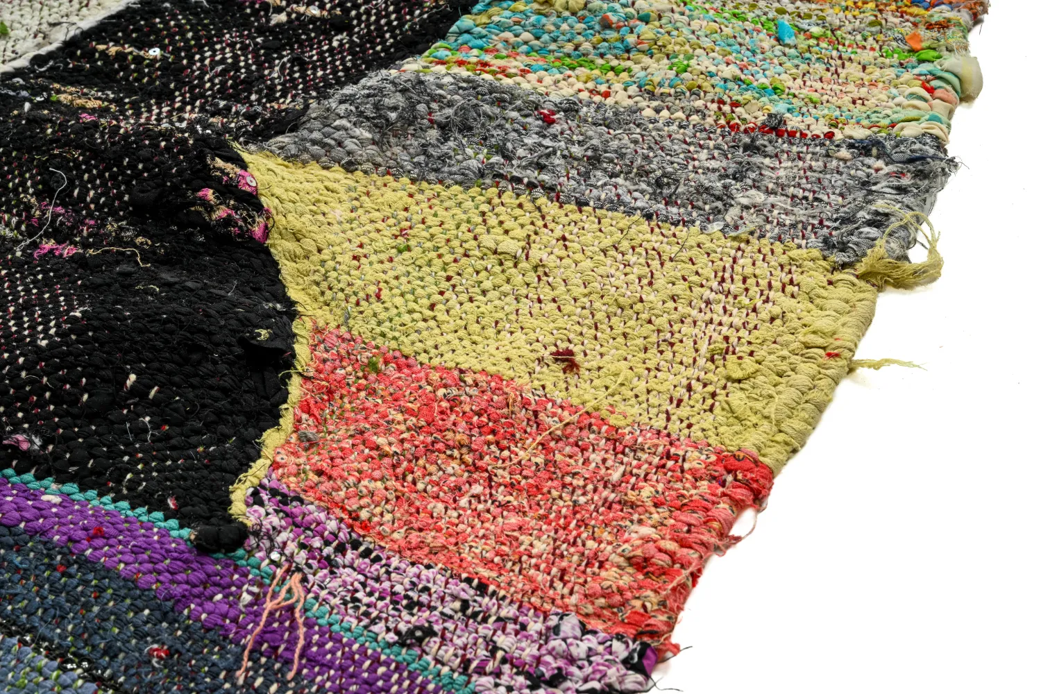 Tapis berbère marocain Boucherouite 130 x 245 cm