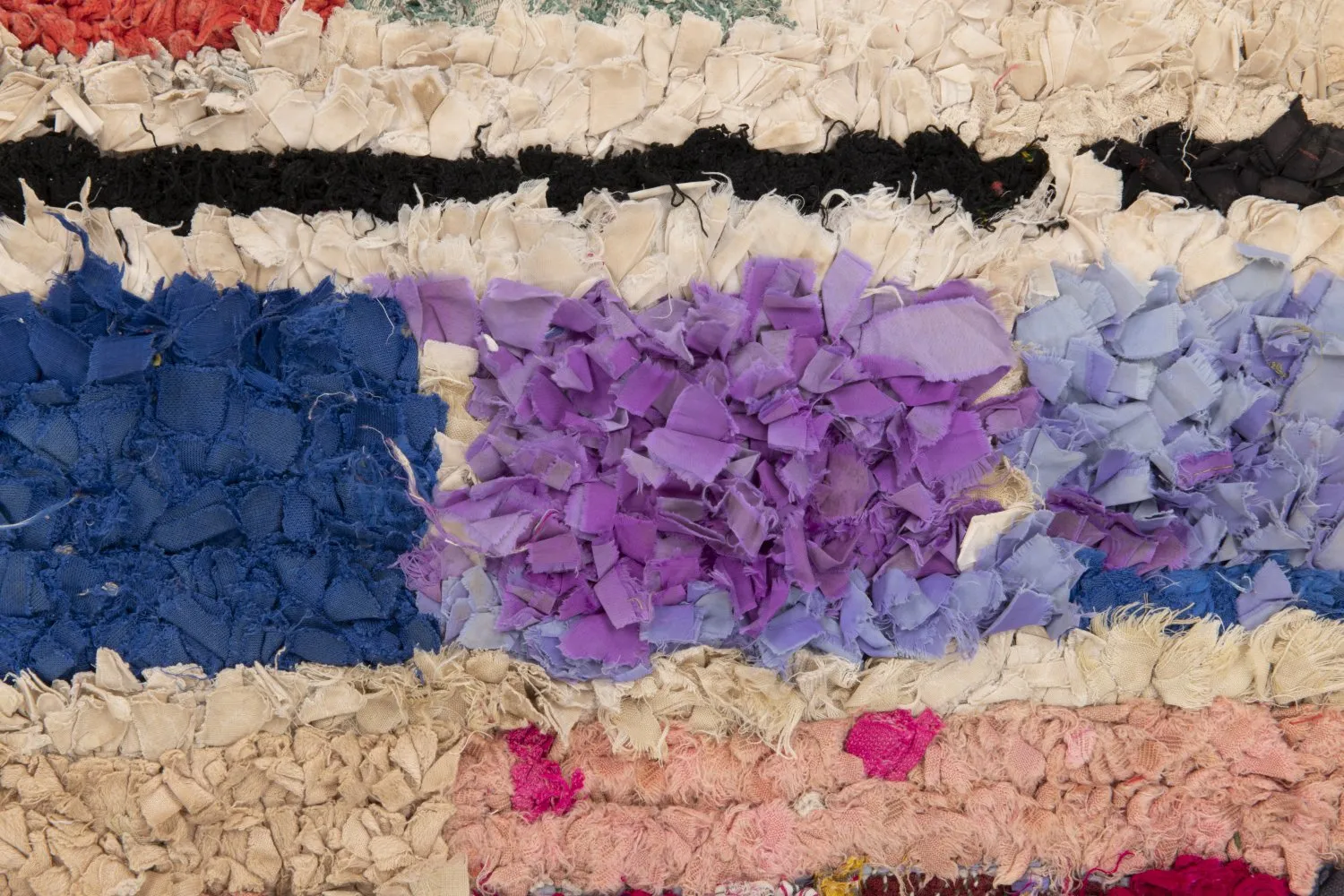 Tapis Marocain Berbère Boucherouite 230 x 135 cm