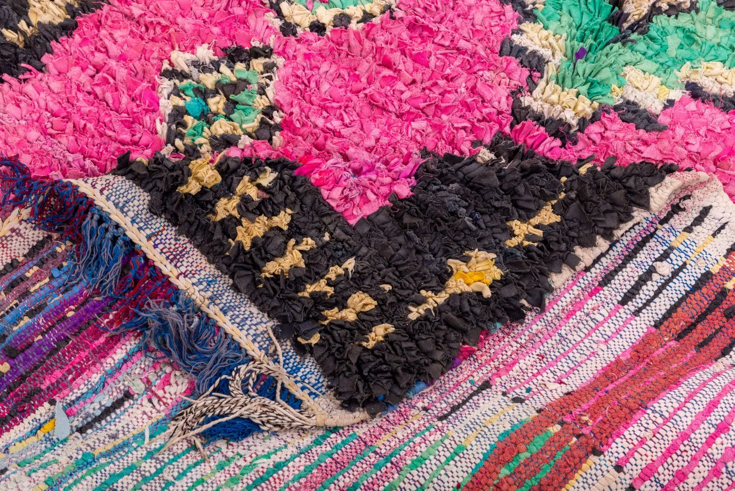 Tapis Marocain Berbère Boucherouite 260 x 140 cm
