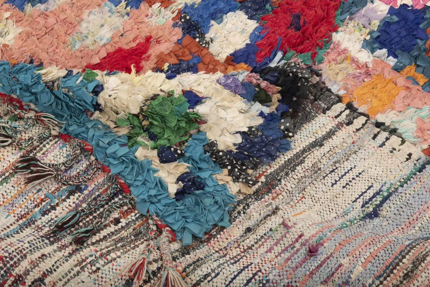 Tapis Marocain Berbère Boucherouite 220 x 140 cm