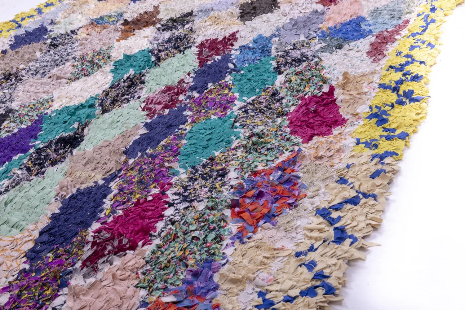 Tapis Marocain Berbère Boucherouite 225 x 135 cm