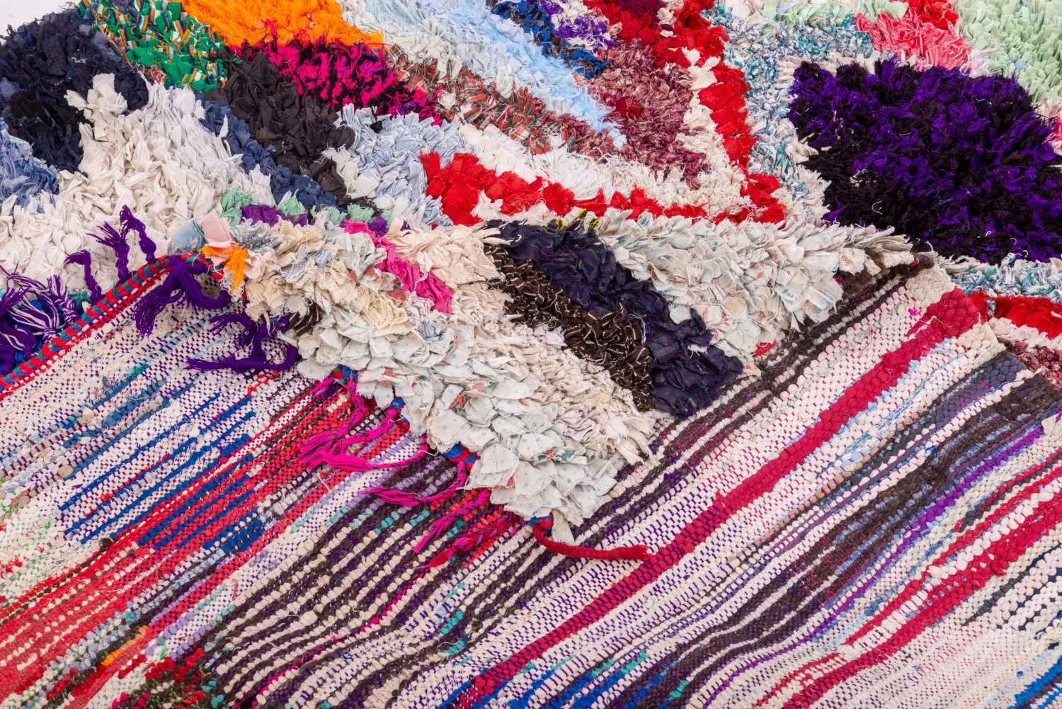 Tapis Marocain Berbère Boucherouite 245 x 140 cm