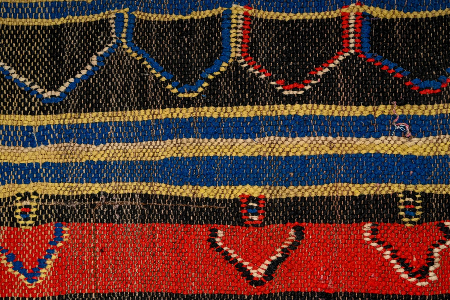 Tapis berbère marocain Boucherouite 165 x 235 cm