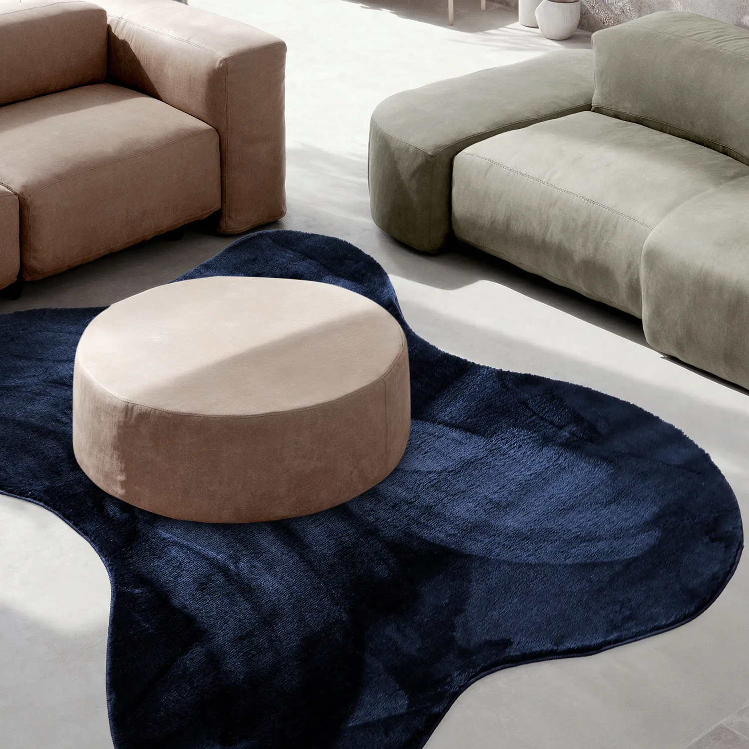 Tapis Shaggy Ondulé Asymétrique - Aranga Super Soft Fur (bleu foncé)