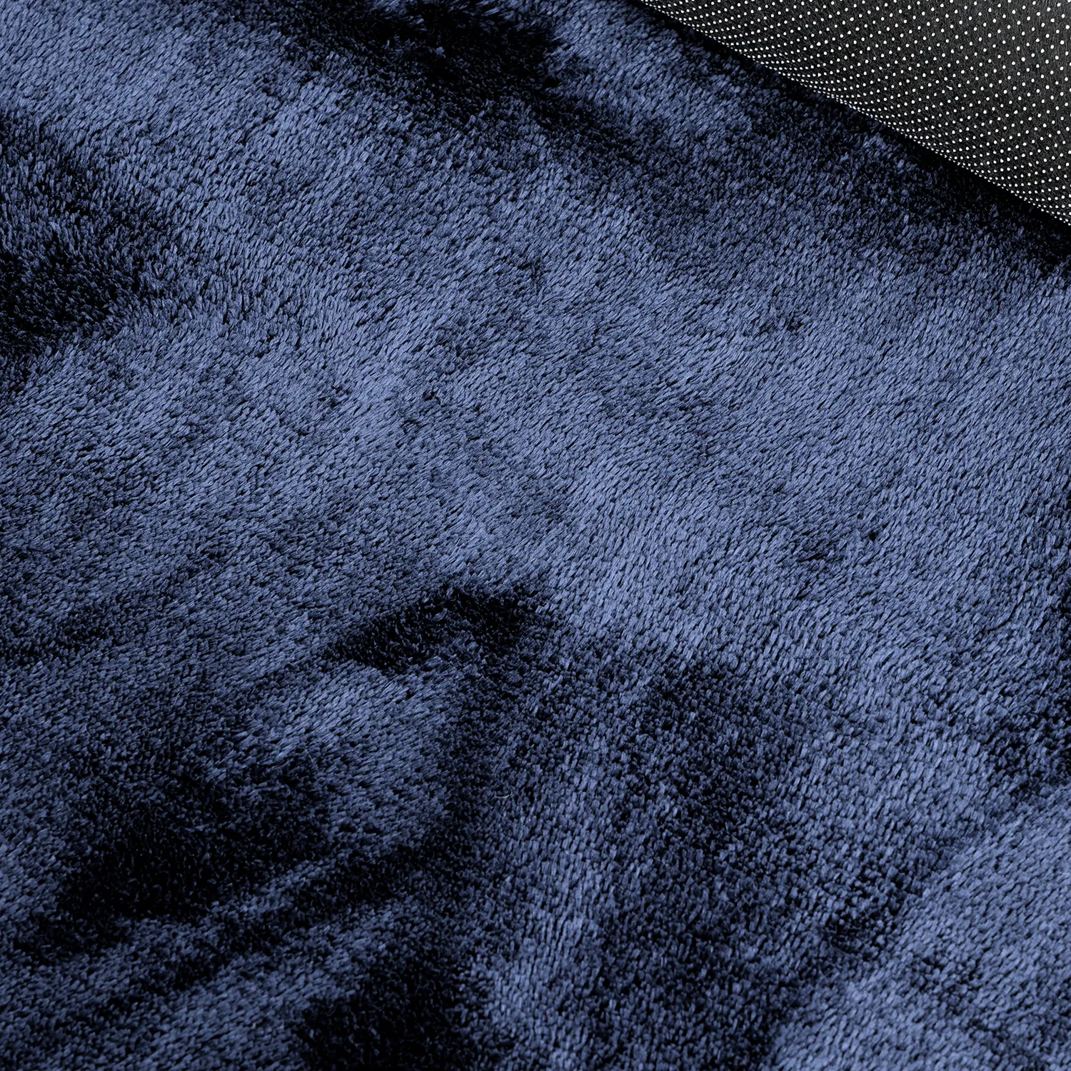 Tapis Shaggy Ondulé Asymétrique - Aranga Super Soft Fur (bleu foncé)