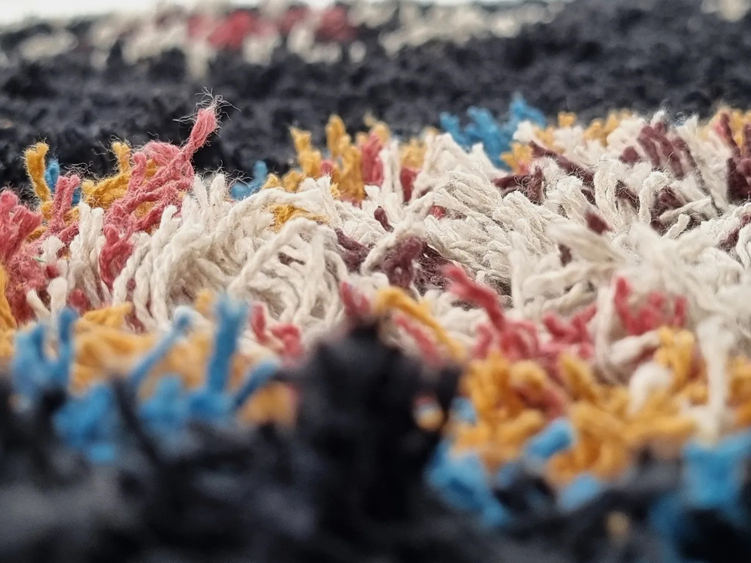 Tapis à poils longs - Marden Natural Cotton Shaggy (noir/multicolore)