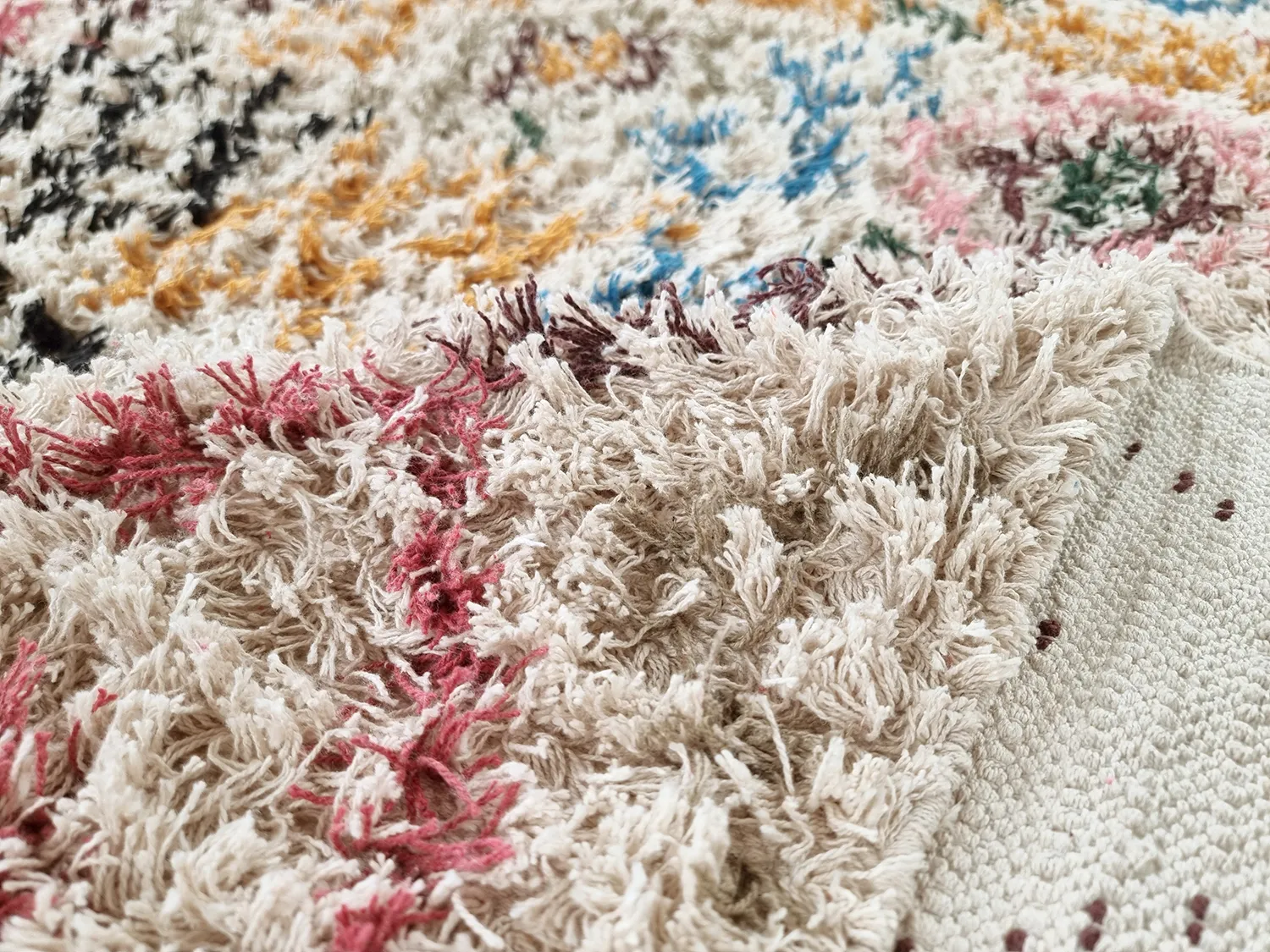 Tapis à poils longs - Maloney Natural Cotton Shaggy (multi)