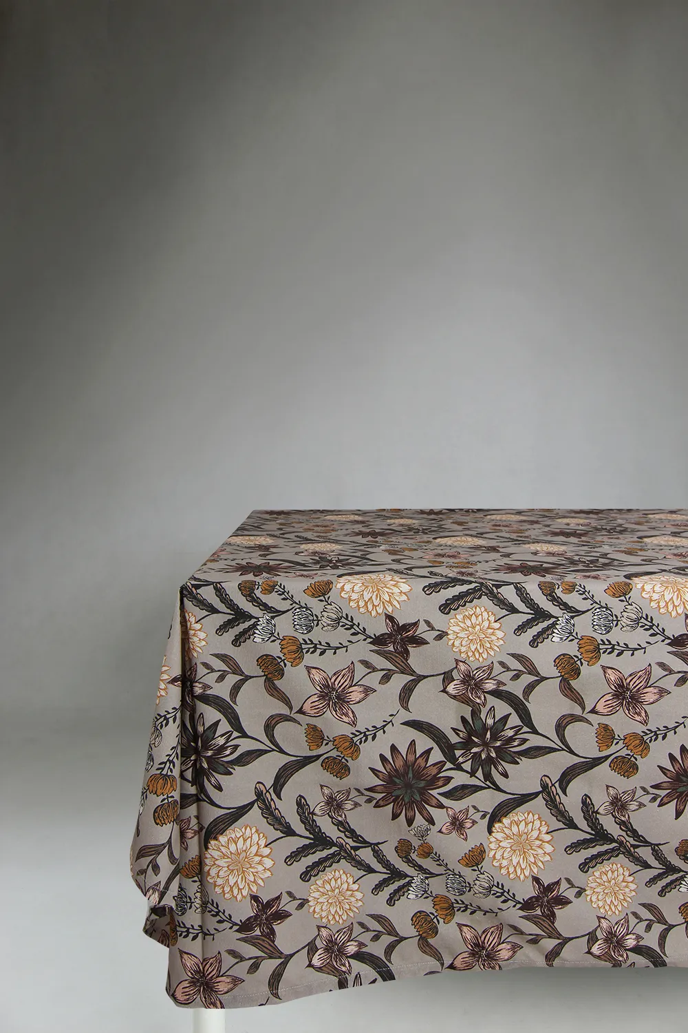 Nappe en coton Lotten (marron)