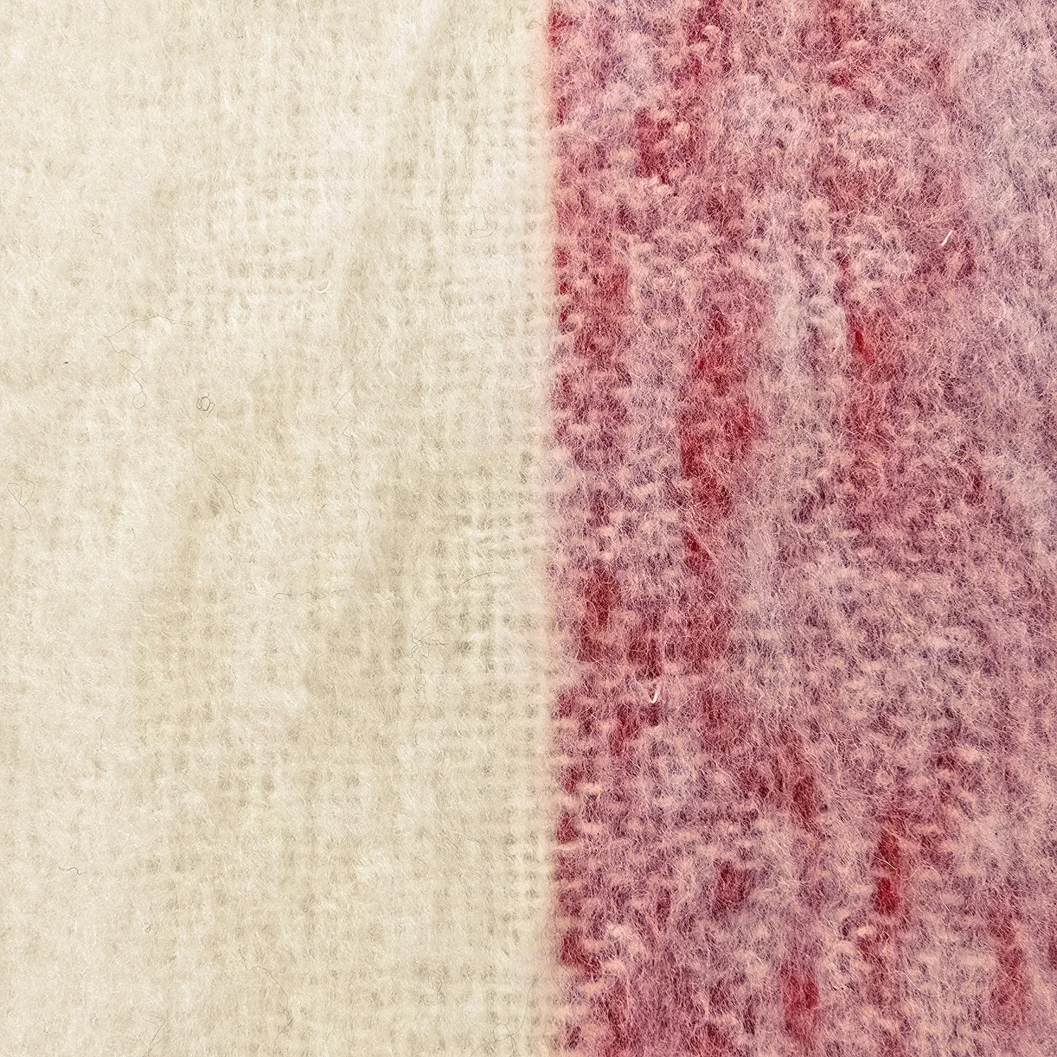 Plaids - Plaid en mélange de laine - Beatriz Stripe (rouge/blanc)