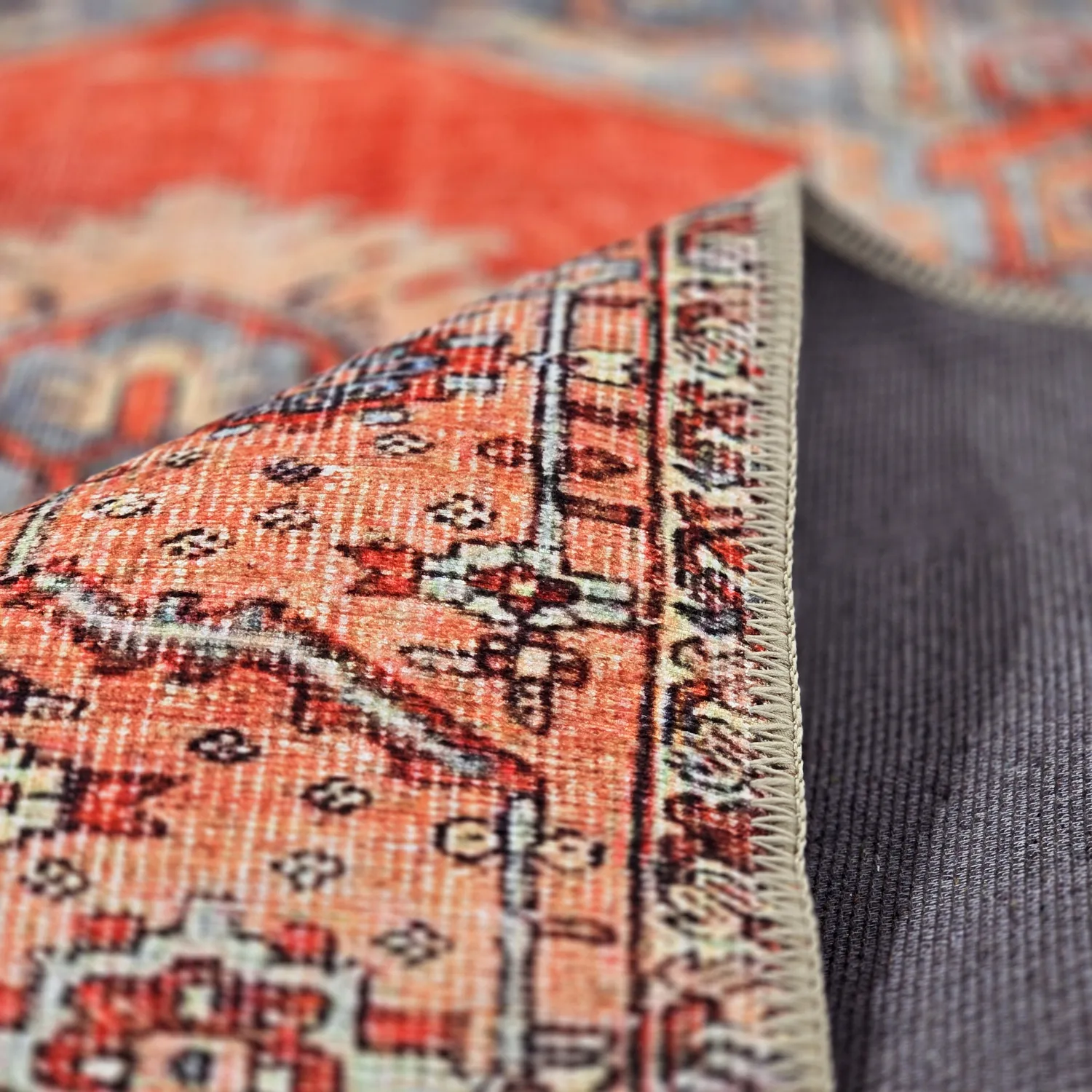 Tapis tissé à plat - Madevan (rouge)