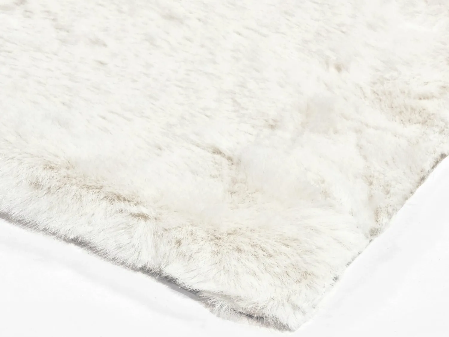 Tapis à poils longs - Frutillar (blanc cassé)