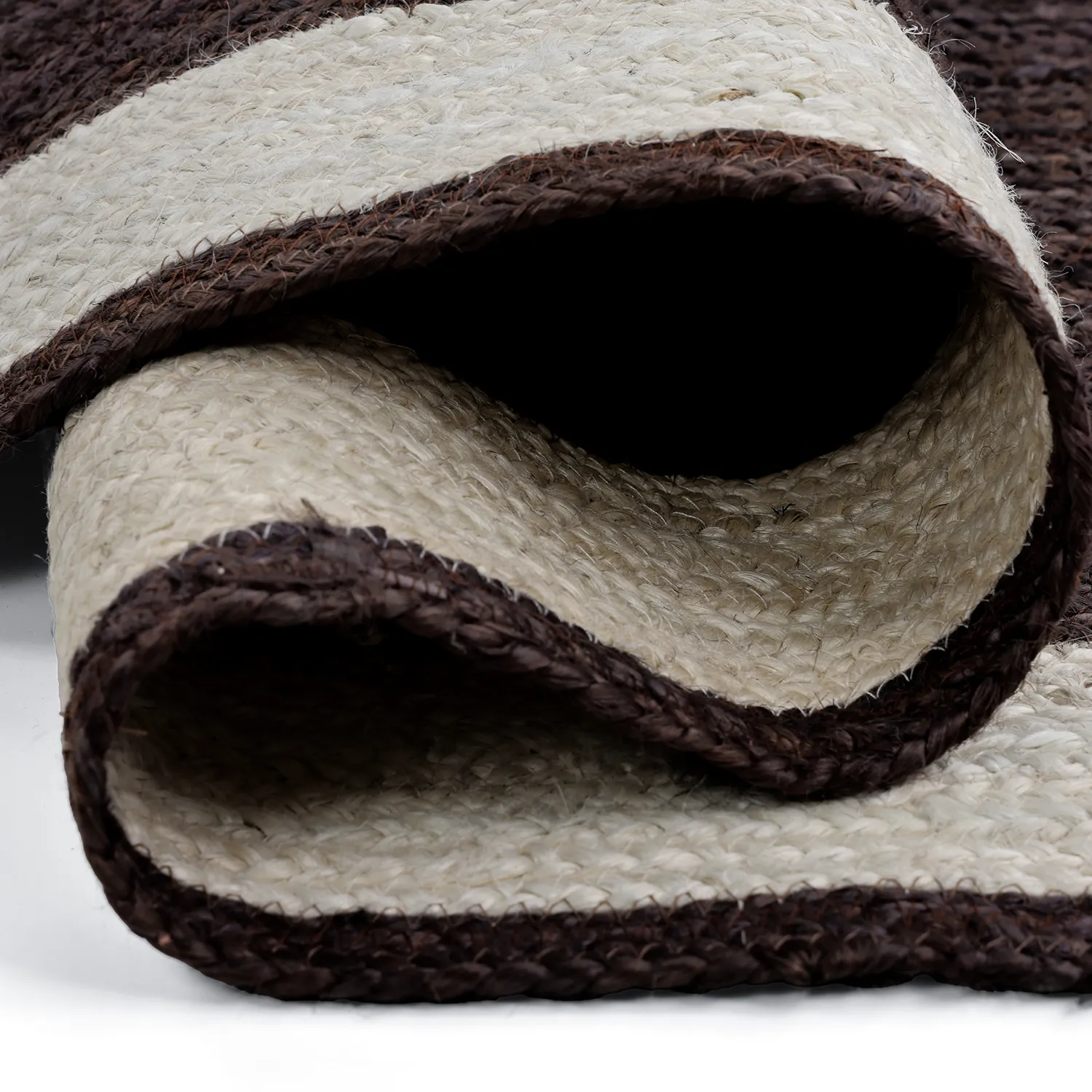 Tapis chanvre - Senaki (taupe foncé/blanc)
