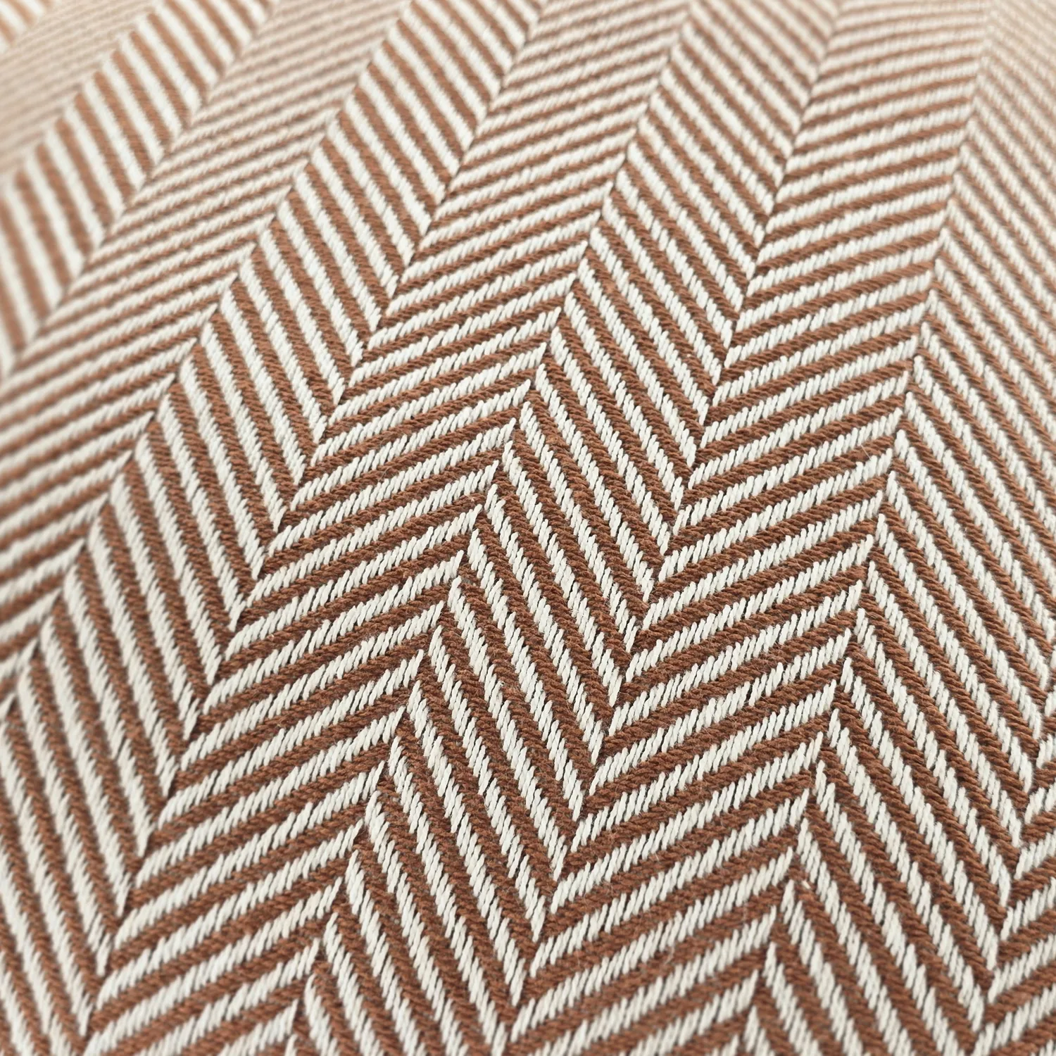 Housse de coussin - Denisa Fishbone (marron/blanc)