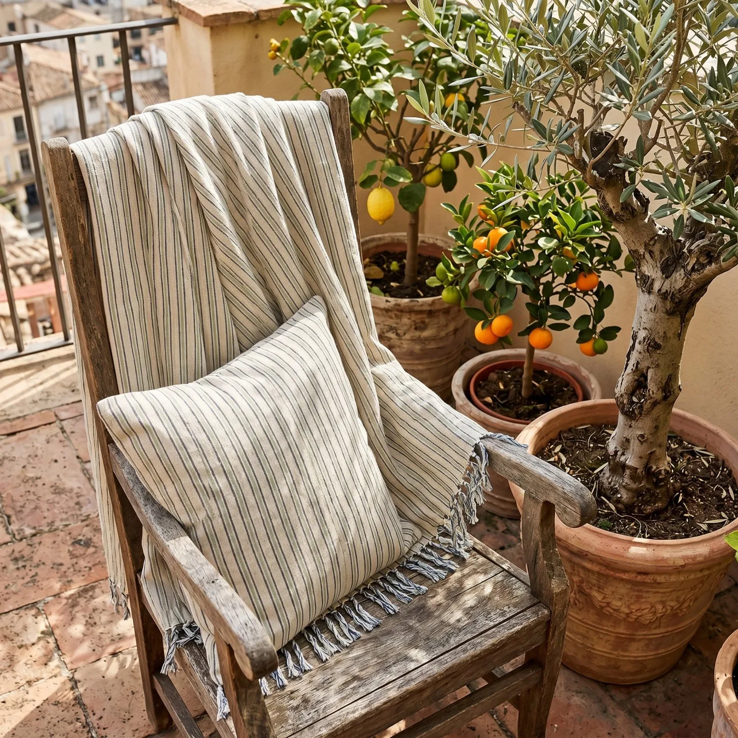 Couvertures - Rumi stripe cotton throw (crème/marine/vert clair)