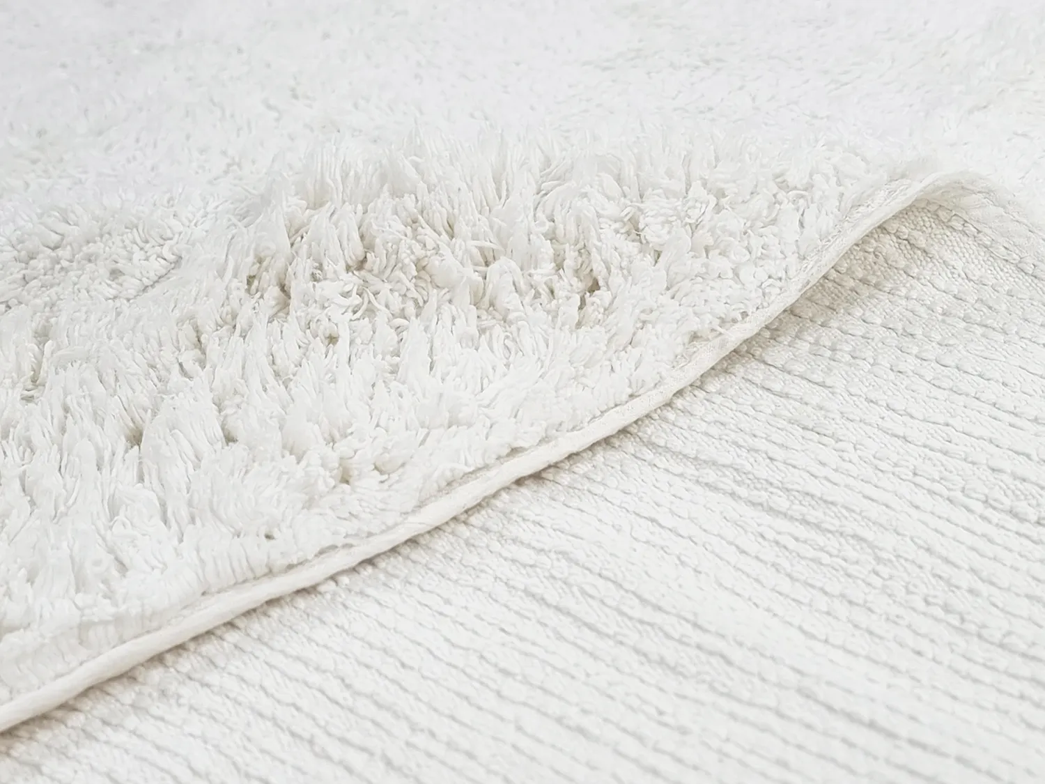 Tapis rond - Ebba Natural Cotton Shaggy (blanc cassé)