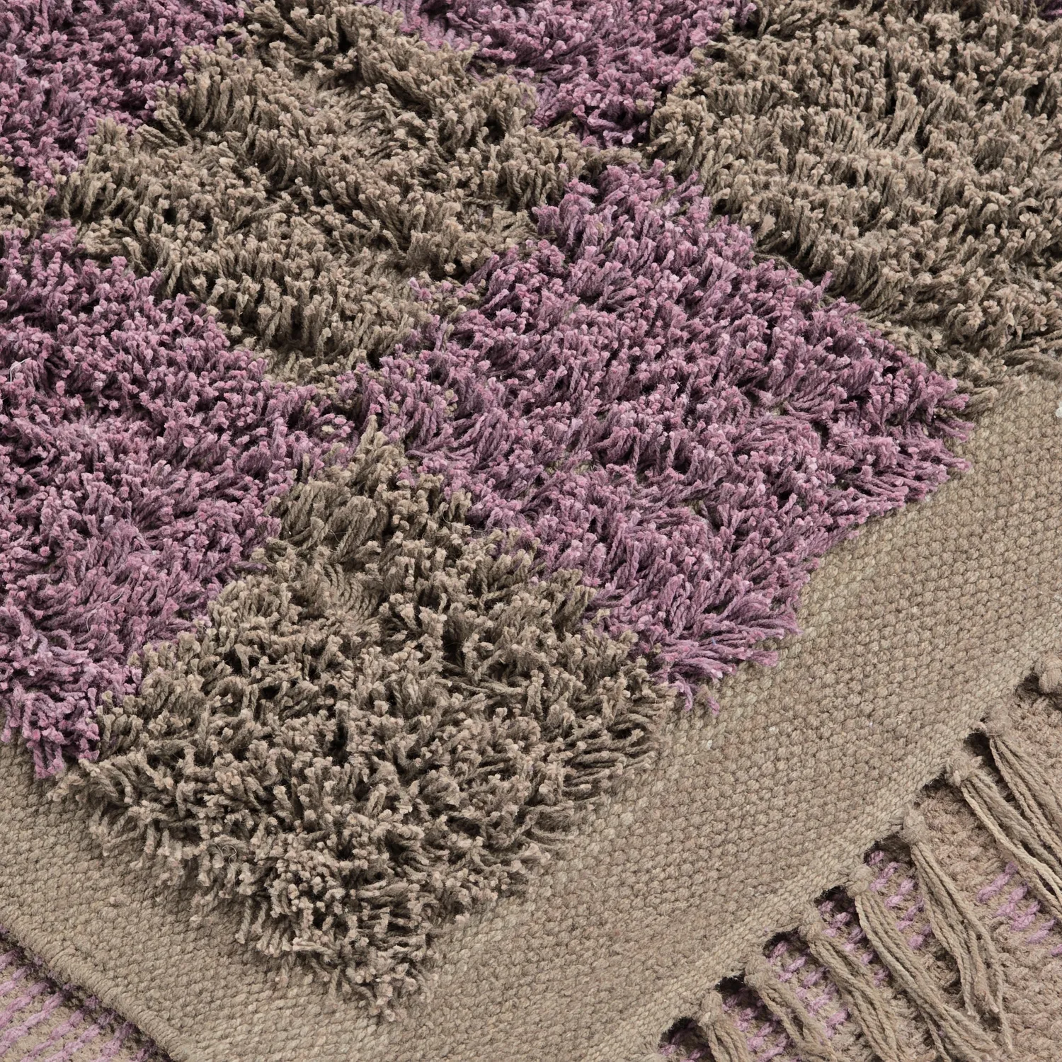 Tapis à poils longs - Elsey Natural Cotton Shaggy (marron/violet)