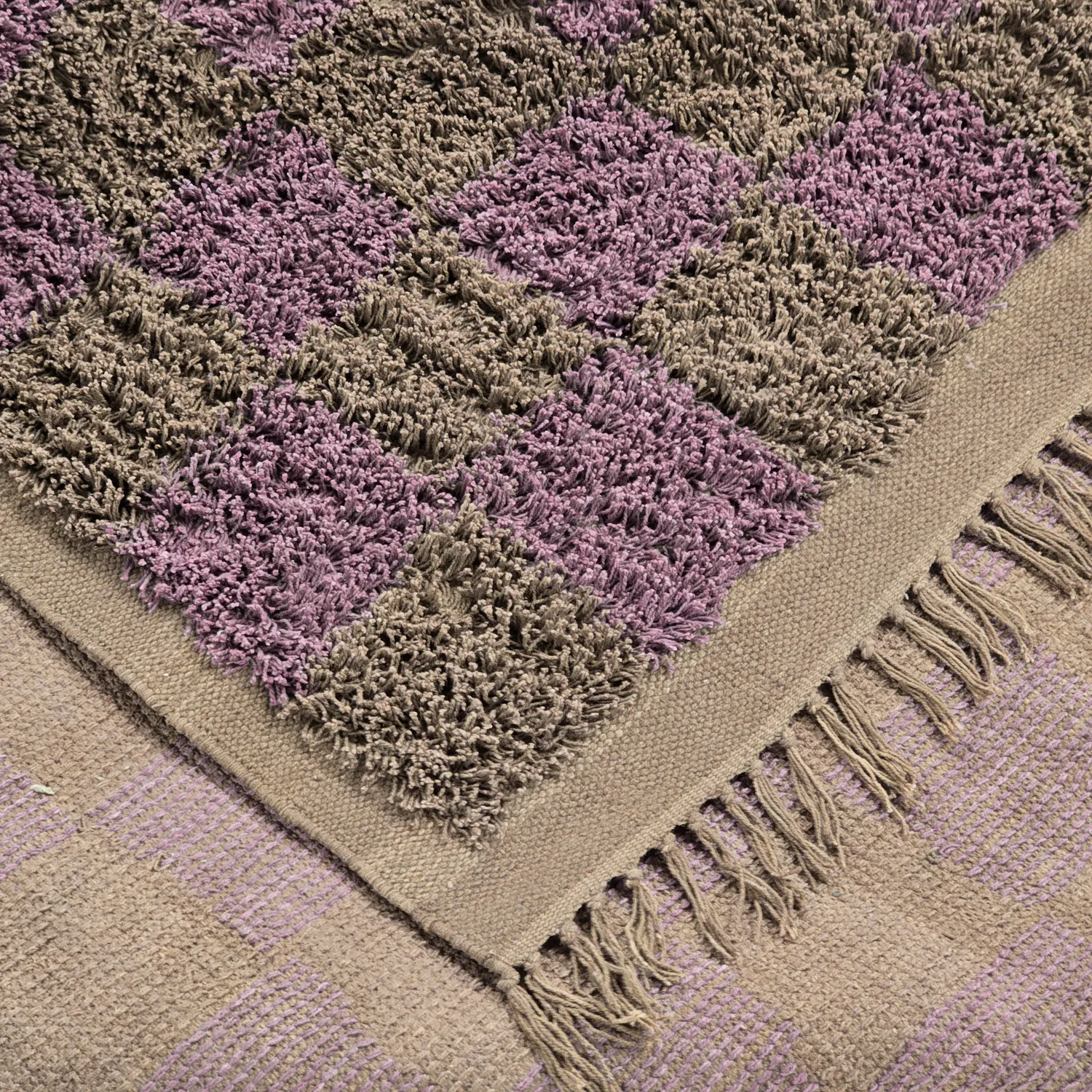 Tapis à poils longs - Elsey Natural Cotton Shaggy (marron/violet)