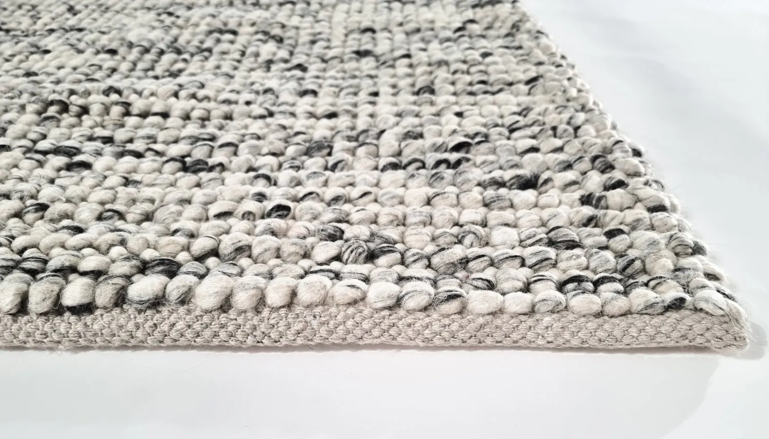 Tapis en laine - Mesra (noir/blanc)