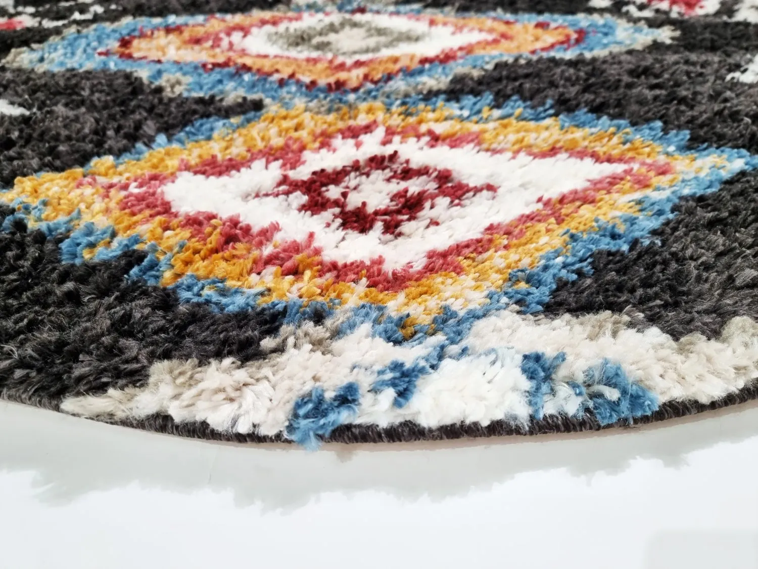 Tapis ronds - Macchia (noir/multi)