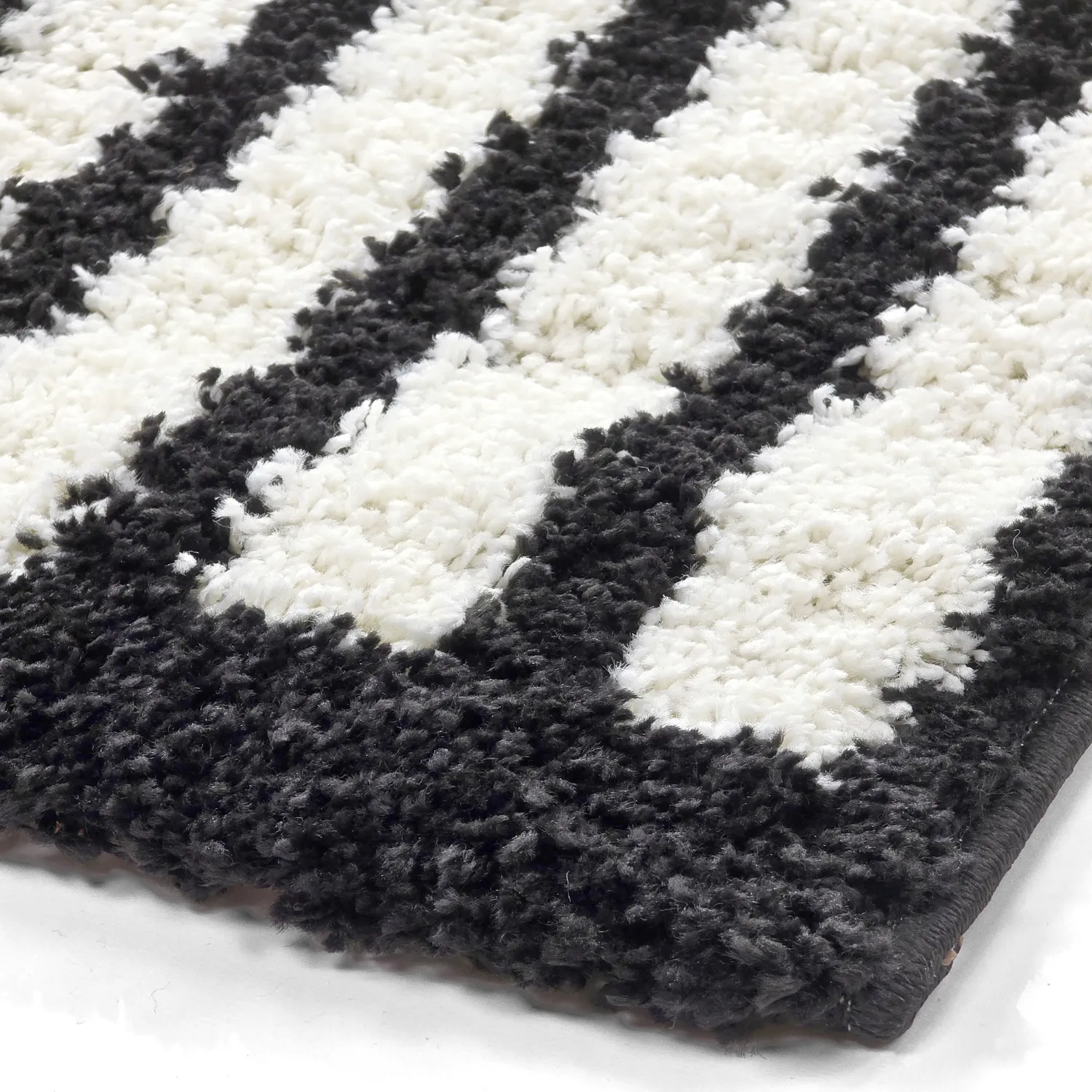 Tapis à poils longs - Cluny (blanc/noir)