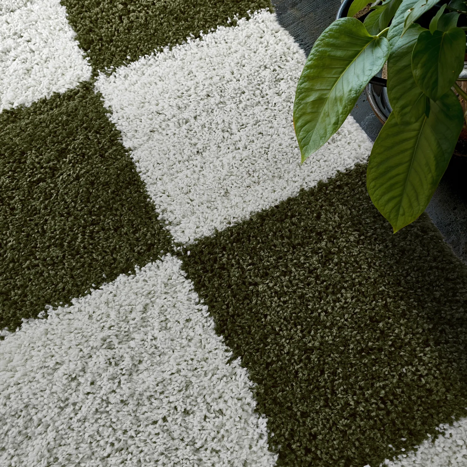 Tapis à poils longs - Gordes (vert/blanc)