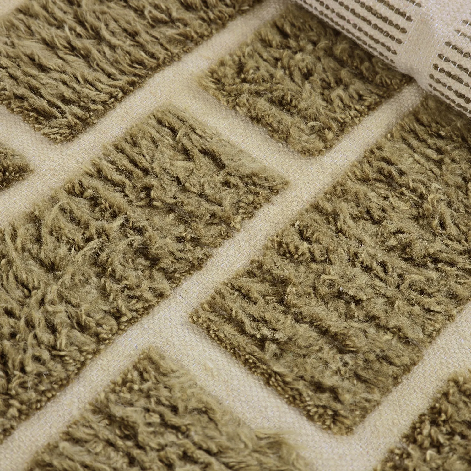 Tapis shaggy - Leknes Hand Woven Wool Shaggy (vert)