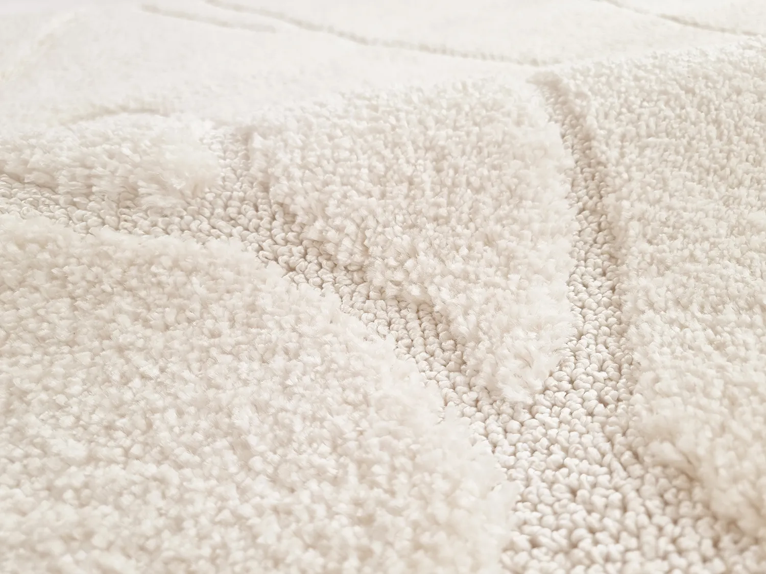 Tapis moelleux - Enola (blanc cassé)