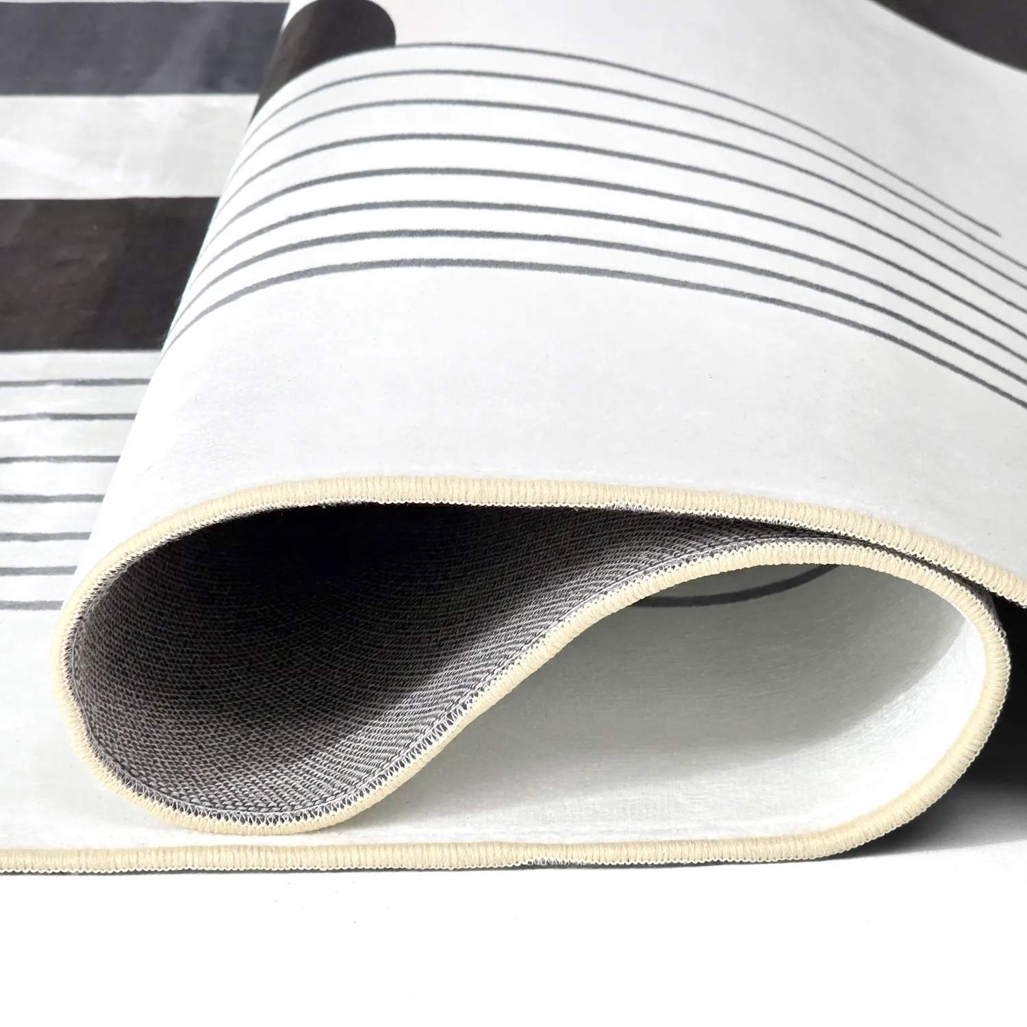 Tapis Wilton - Delft (blanc/gris/noir)